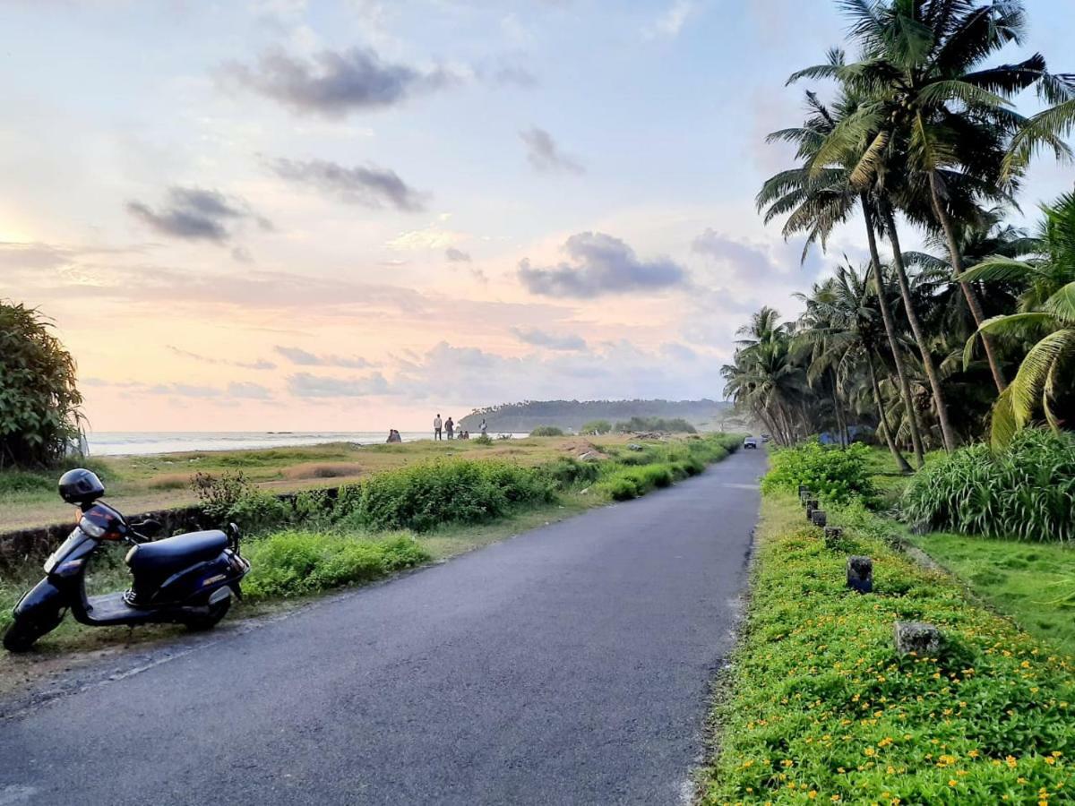 Corniche Beach Resort Mulappilangad Exterior photo