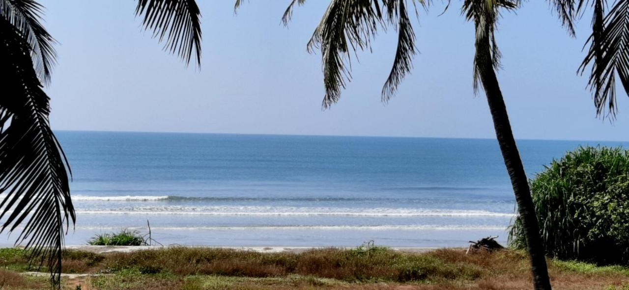 Corniche Beach Resort Mulappilangad Exterior photo