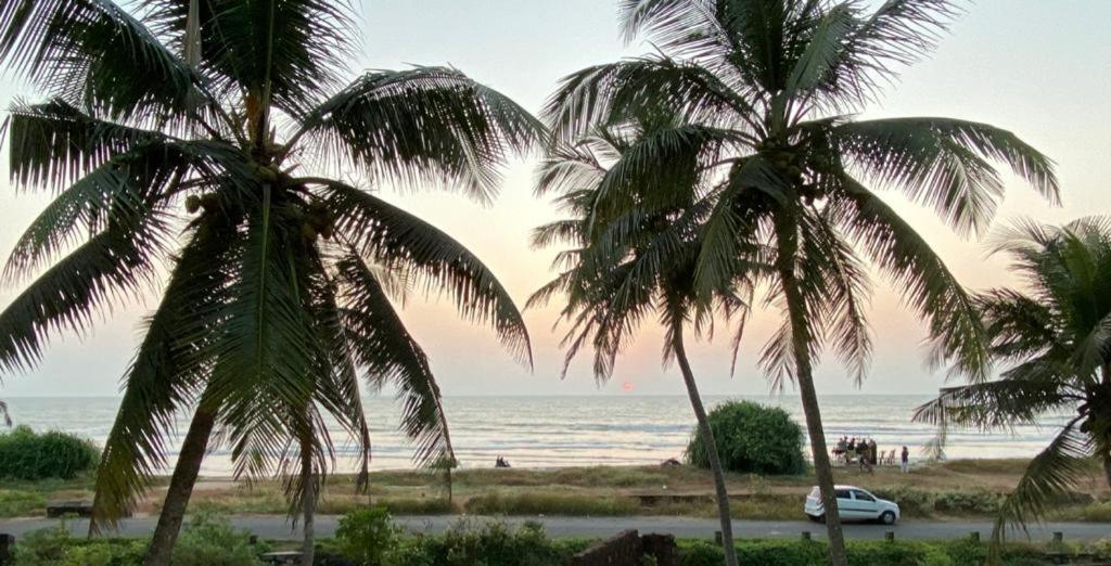 Corniche Beach Resort Mulappilangad Exterior photo